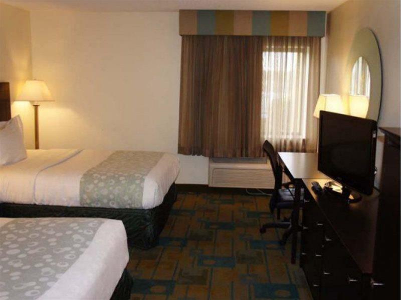 Wyndham Garden Columbia-Ft Jackson Hotell Eksteriør bilde